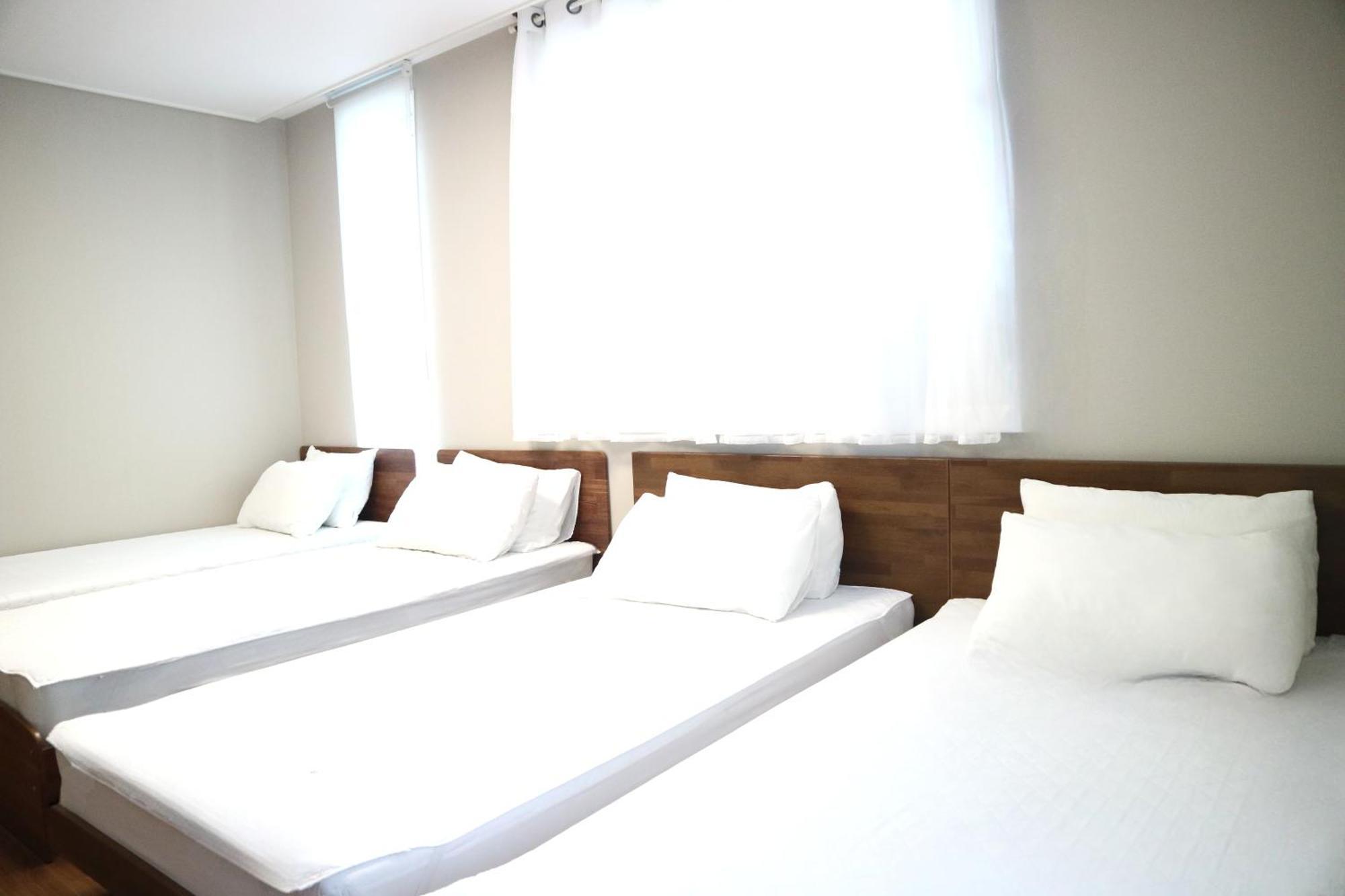 Incheon Airport Mr Kim Guest House Exteriér fotografie